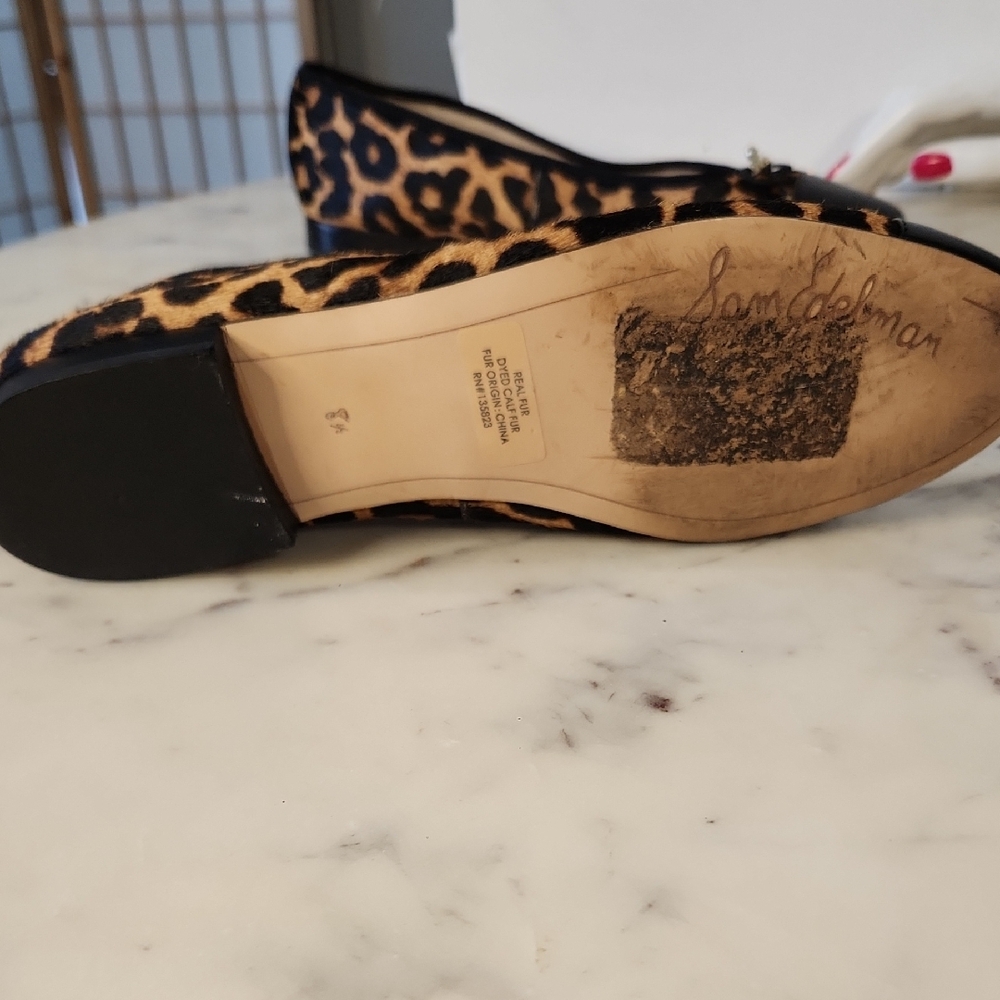 Sam Edelman Leopard-Print Flats with Black Cap Toe Sz 8.5 - Picture 3 of 6